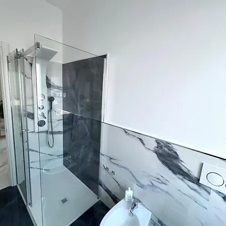 Suba's House * La Spezia